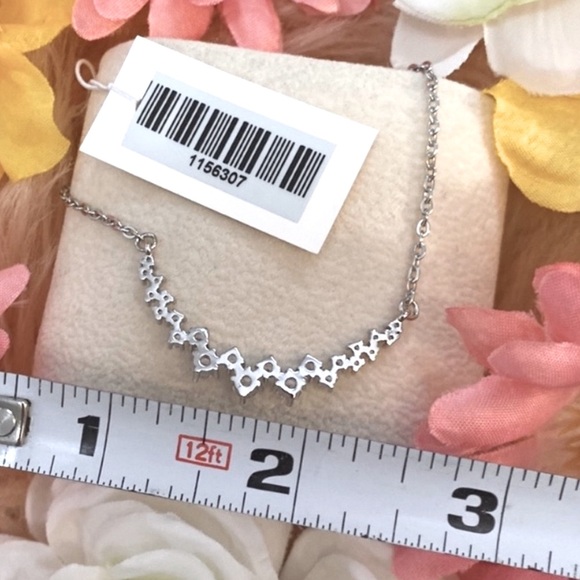 Diamond Simulate Accent Necklace With Mixed Sz Stones NEW - Picture 3 of 3